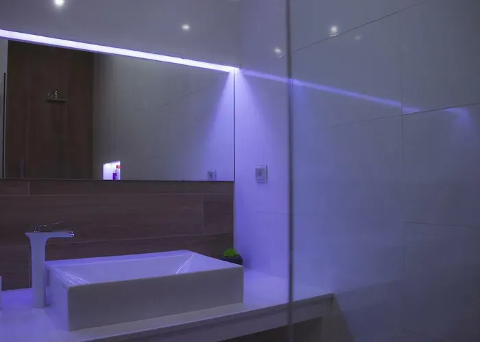 Apartment Sweet White 2.0