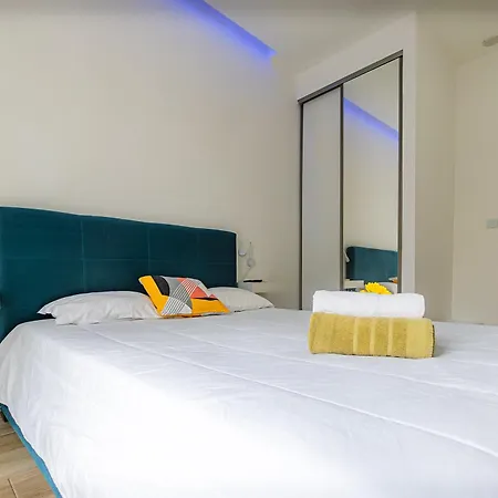 Sweet White 2.0 Ponta Delgada (Sao Miguel)