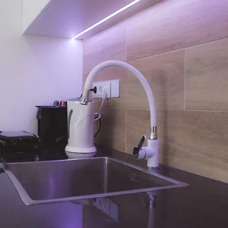 Apartment Sweet White 2.0